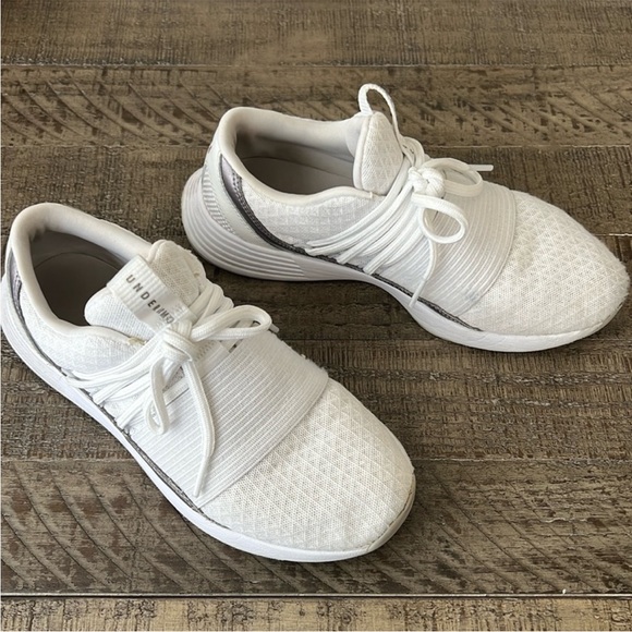 Underarmour Breathe Lace Trainer - Picture 6 of 6